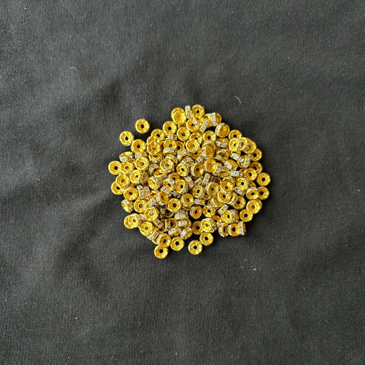 Rakhi Gold Diamond Ring
